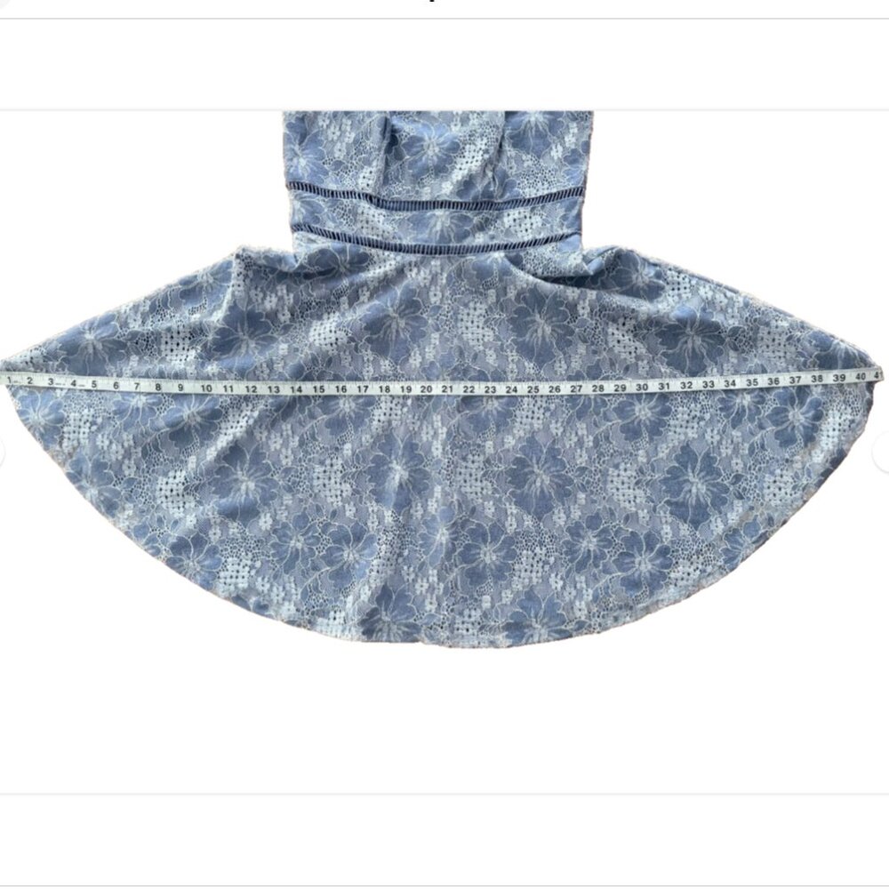 City Triangles Lace Halter Dress Floral Graduation Wedding Coquette Feminine EUC - Picture 7 of 10